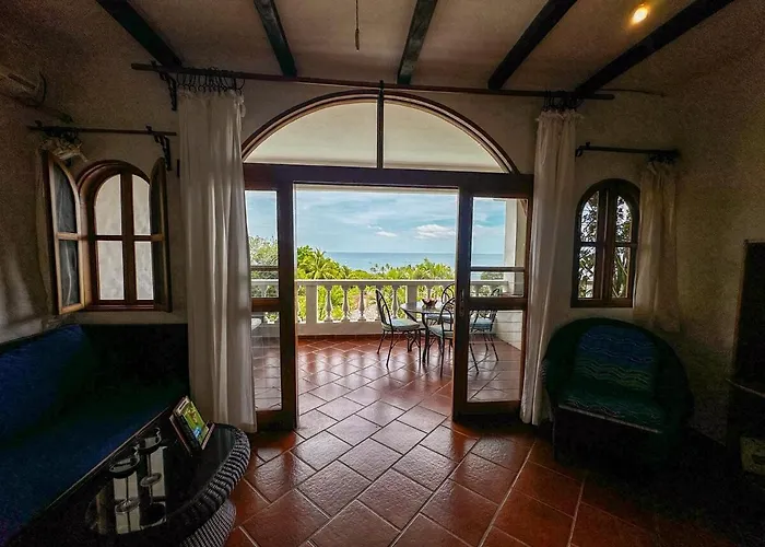 33 Ocean Views Hilltop Oasis