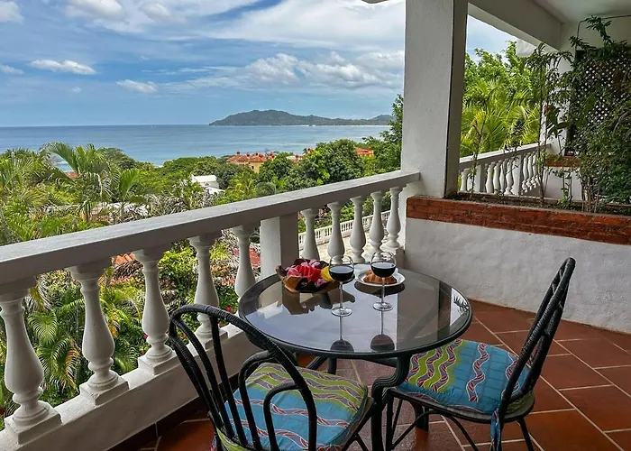 33 Ocean Views Hilltop Oasis